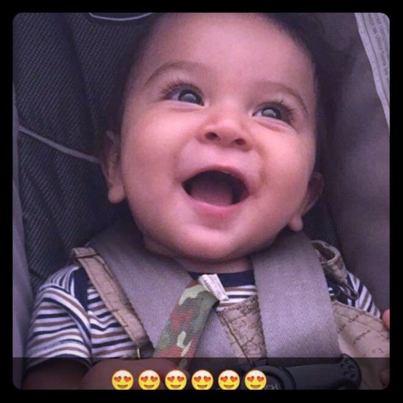 Meet your Posher, Wens 💛 - Picture 2 of 4